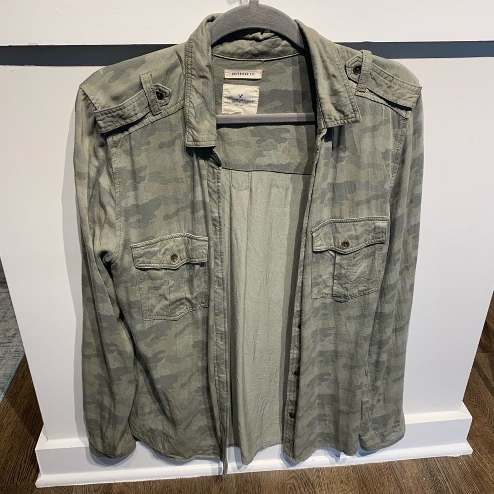 Camo buttondown